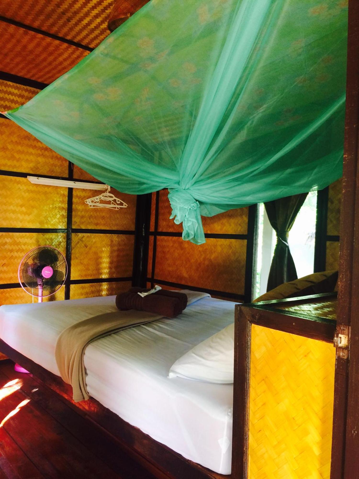 Phayam Garden View Hotell Koh Phayam Eksteriør bilde